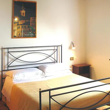 In La Ginestra In Apartment Montelparo