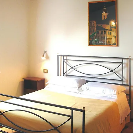 In La Ginestra In Apartment *