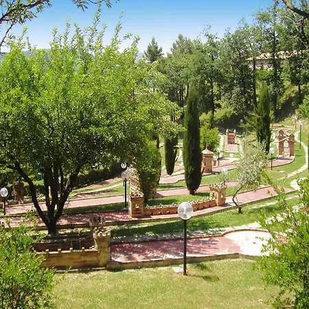 In Marche With Scenic Hiking Trails Apartment