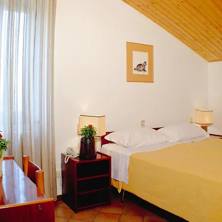 In La Ginestra In Apartment