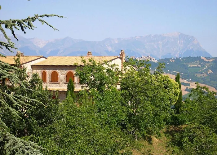 Apartman In Marche With Scenic Hiking Trails