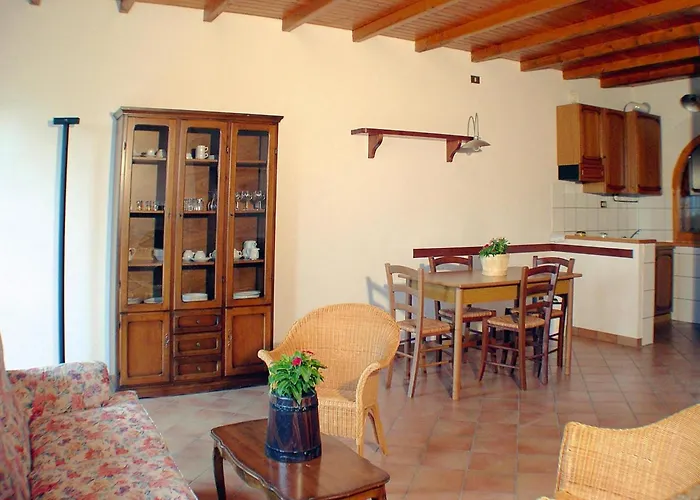 In Marche With Scenic Hiking Trails Apartman Montelparo