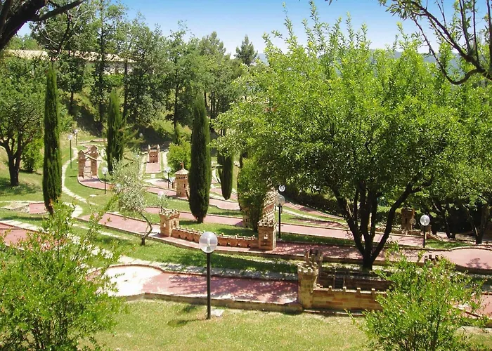 In Marche With Scenic Hiking Trails